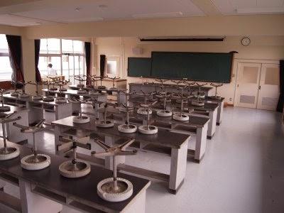 Ｃ棟（地学室）